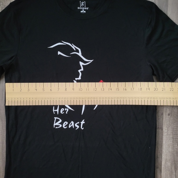 1+1+1= $35 🛍 George T-Shirt Her Beast Size M - Picture 3 of 4